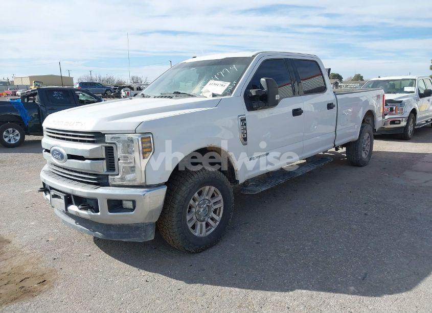 Photo 2 of 2019 Ford F-250 XLT (VIN 1FT7W2BT0KEC24794)