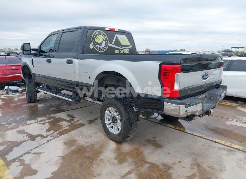 Photo 3 of 2019 Ford F-250 XLT (VIN 1FT7W2BT0KEC54538)