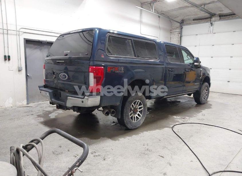 Photo 4 of 2019 Ford F-250 LARIAT (VIN 1FT7W2BT0KEC80833)