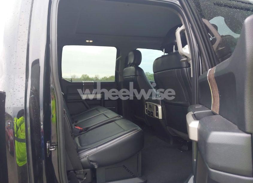 Photo 8 of 2019 Ford F-250 LARIAT (VIN 1FT7W2BT0KED07030)