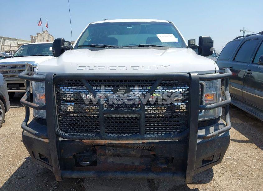 Photo 12 of 2019 Ford F-250 XLT (VIN 1FT7W2BT0KEE85911)