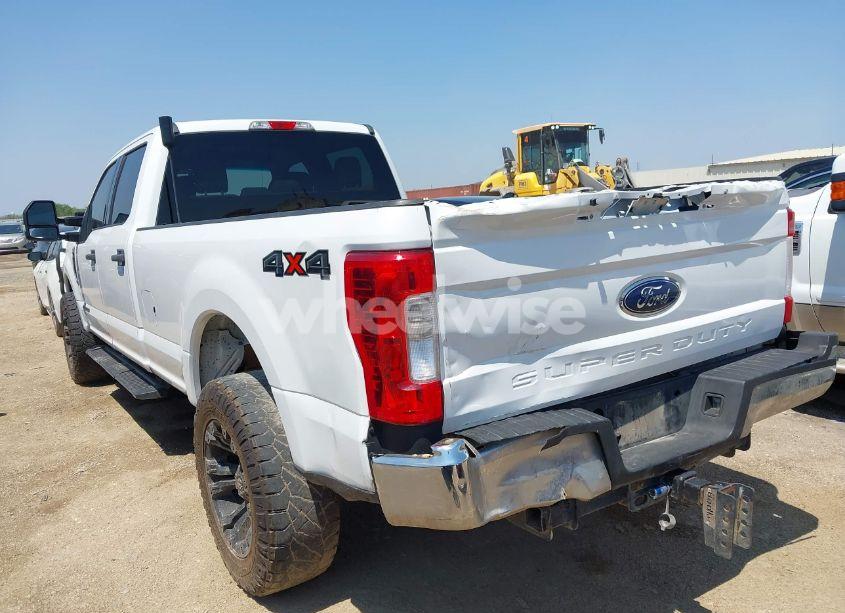 Photo 6 of 2019 Ford F-250 XLT (VIN 1FT7W2BT0KEE85911)