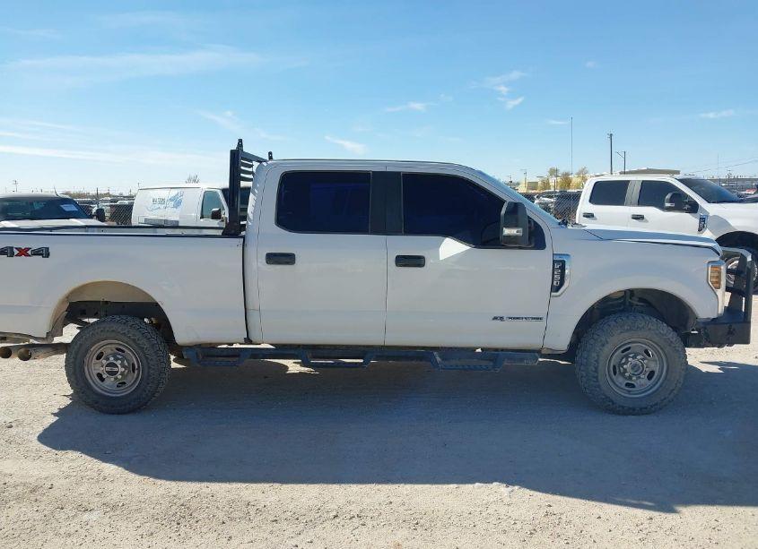 Photo 13 of 2019 Ford F-250 XL (VIN 1FT7W2BT0KEF52958)