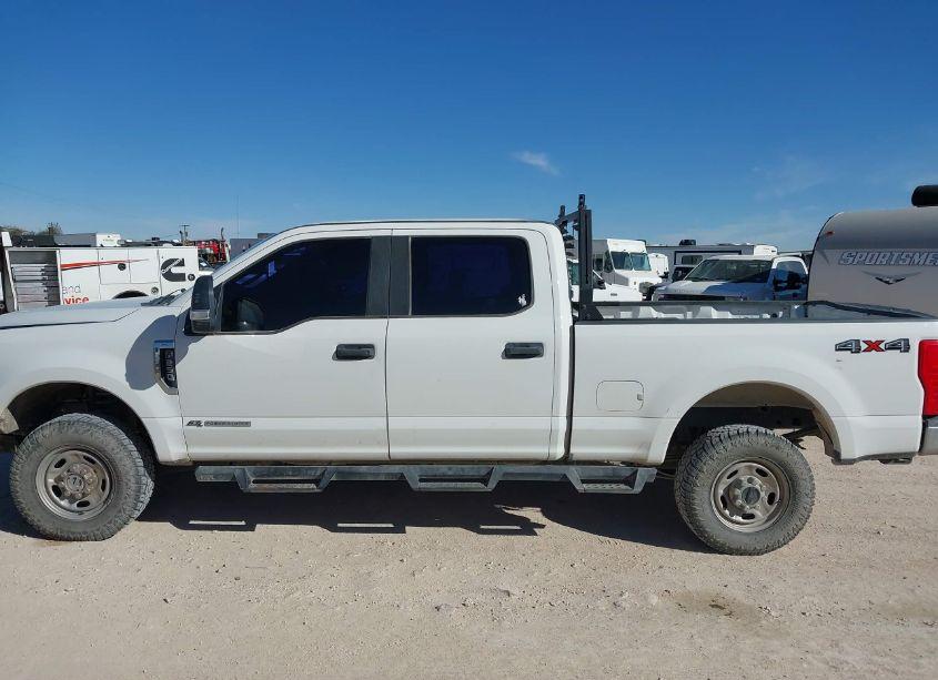 Photo 14 of 2019 Ford F-250 XL (VIN 1FT7W2BT0KEF52958)