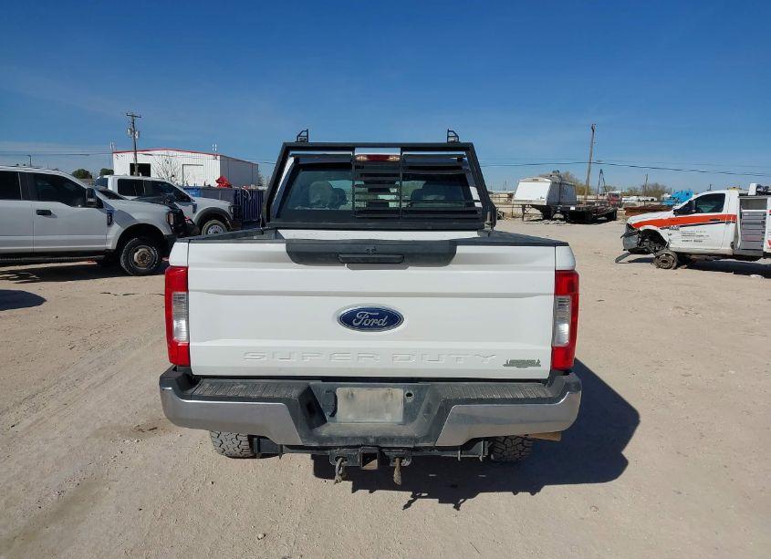 Photo 16 of 2019 Ford F-250 XL (VIN 1FT7W2BT0KEF52958)