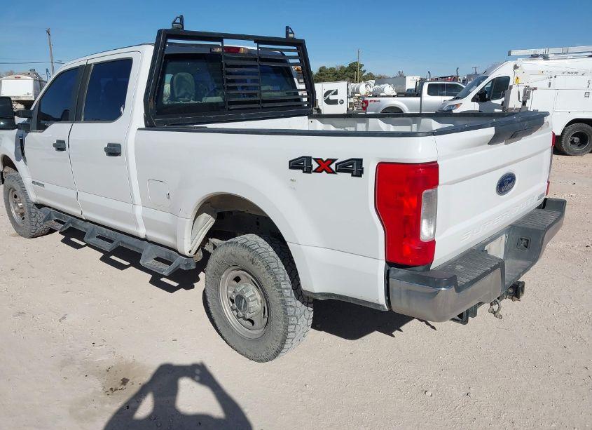 Photo 3 of 2019 Ford F-250 XL (VIN 1FT7W2BT0KEF52958)
