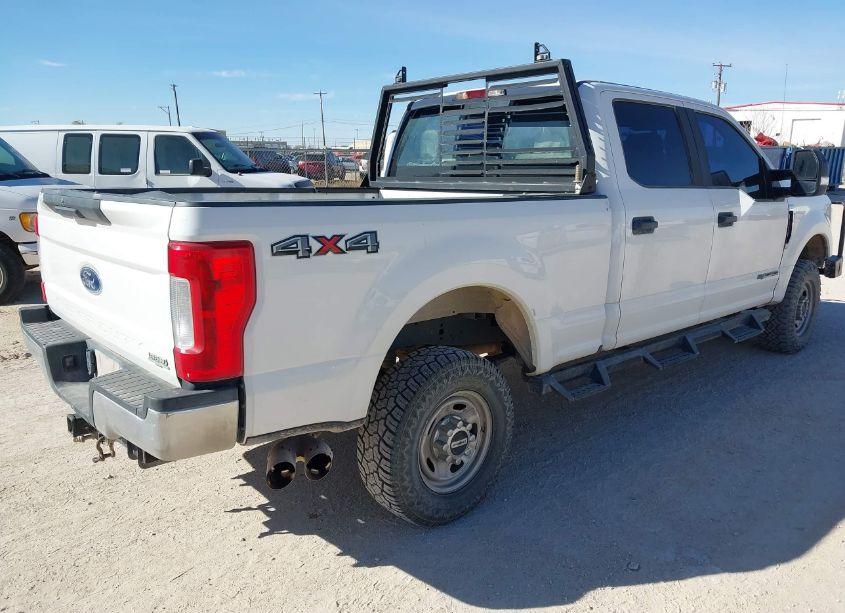 Photo 4 of 2019 Ford F-250 XL (VIN 1FT7W2BT0KEF52958)