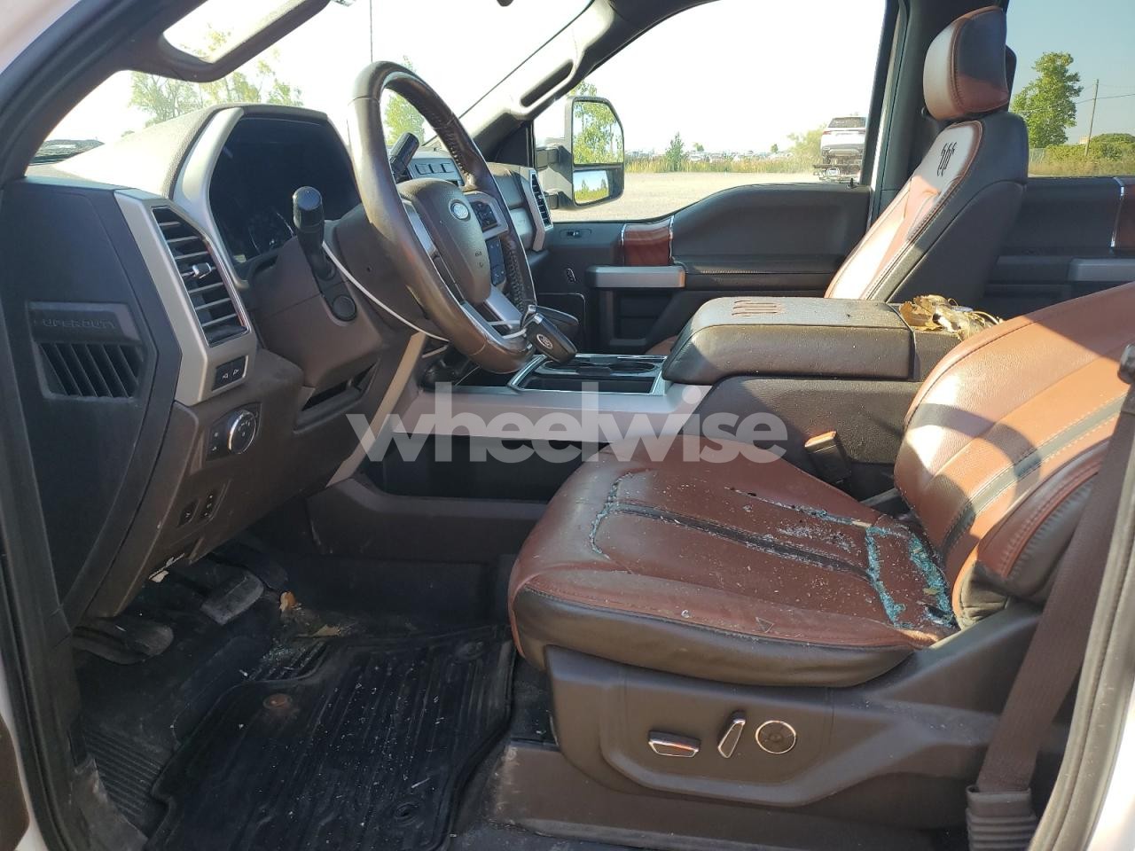 Photo 7 of 2019 FORD F250 SUPER DUTY (VIN 1FT7W2BT0KEF86530)