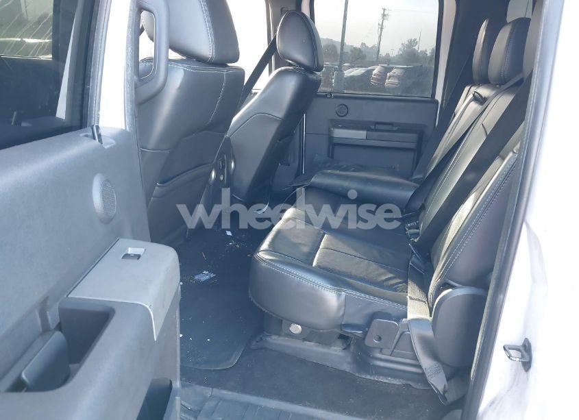 Photo 8 of 2011 Ford F-250 LARIAT (VIN 1FT7W2BT1BEC74961)