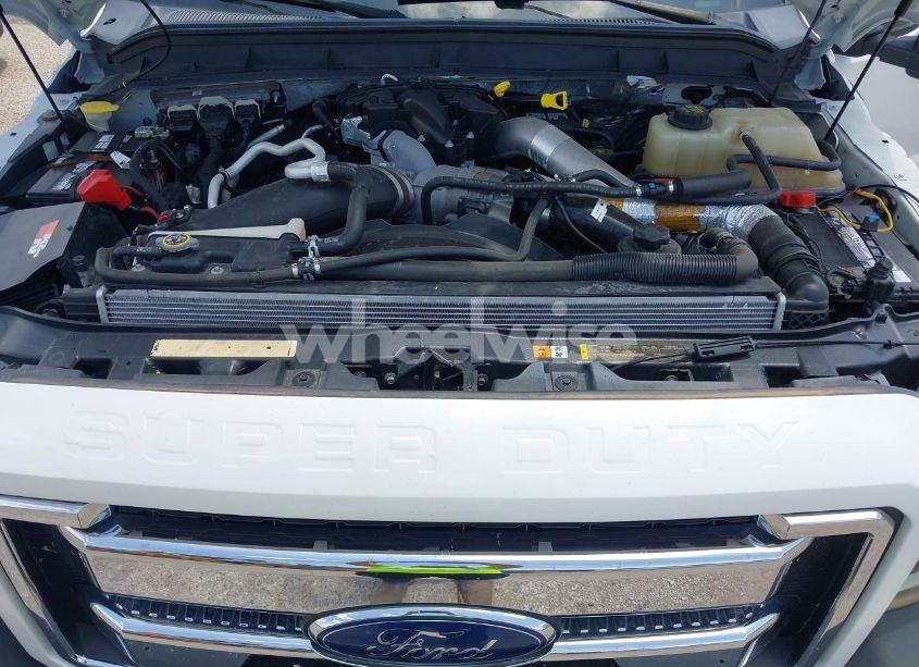 Photo 10 of 2015 Ford F-250 LARIAT (VIN 1FT7W2BT1FEC08741)