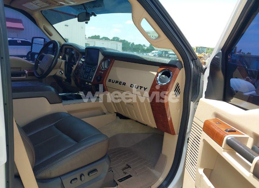 Photo 5 of 2015 Ford F-250 LARIAT (VIN 1FT7W2BT1FEC08741)