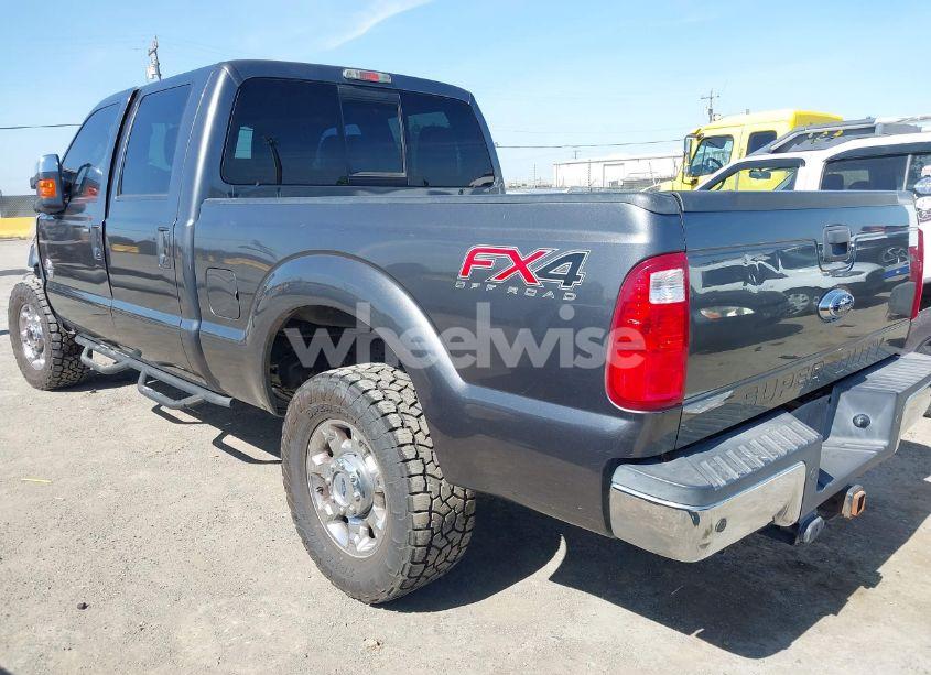 Photo 3 of 2015 Ford F-250 LARIAT (VIN 1FT7W2BT1FEC80622)