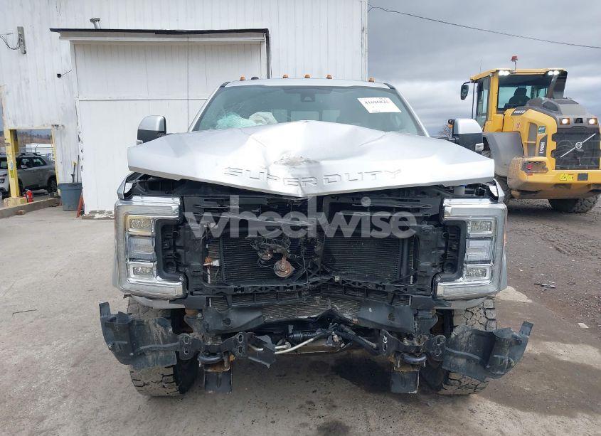 Photo 13 of 2018 Ford F-250 LARIAT (VIN 1FT7W2BT1JEC54725)