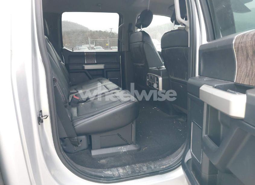 Photo 8 of 2018 Ford F-250 LARIAT (VIN 1FT7W2BT1JEC54725)