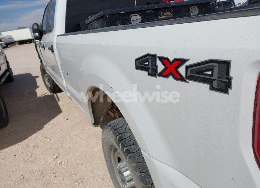 Photo 3 of 2019 Ford F-250 XL (VIN 1FT7W2BT1KED34009)