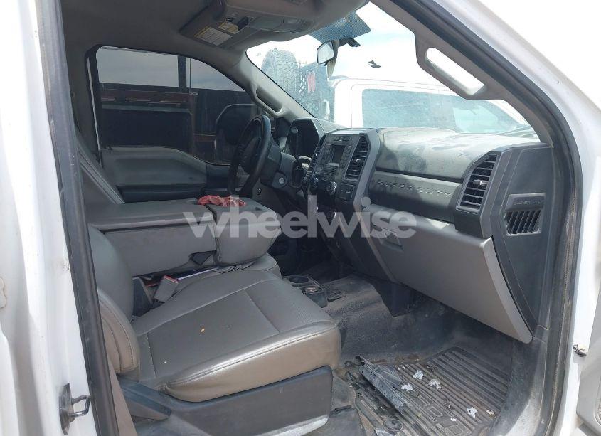 Photo 5 of 2019 Ford F-250 XL (VIN 1FT7W2BT1KED34009)