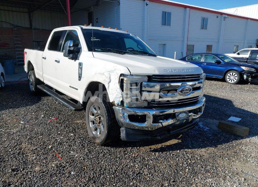 2019 Ford F-250 LARIAT (VIN 1FT7W2BT1KED90306) main photo