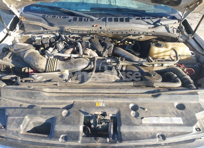 Photo 10 of 2019 Ford F-250 LARIAT (VIN 1FT7W2BT1KED90306)