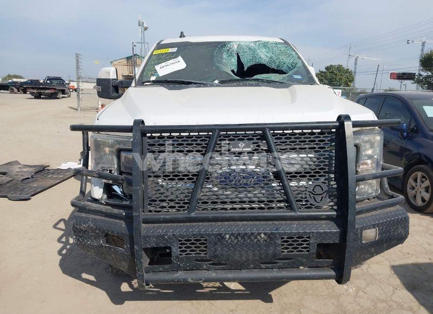 Photo 11 of 2019 Ford F-250 LARIAT (VIN 1FT7W2BT1KEE73217)