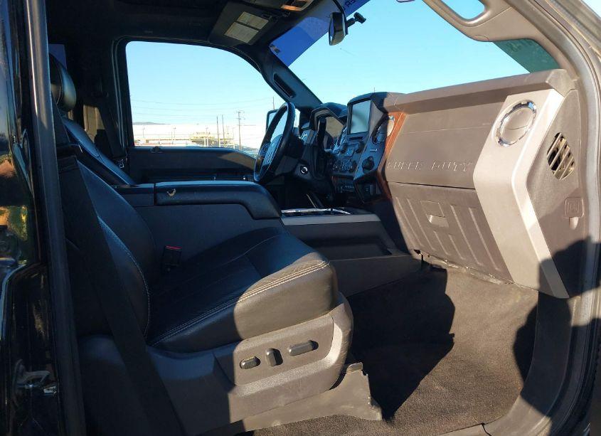 Photo 5 of 2015 Ford F-250 LARIAT (VIN 1FT7W2BT2FEC22180)