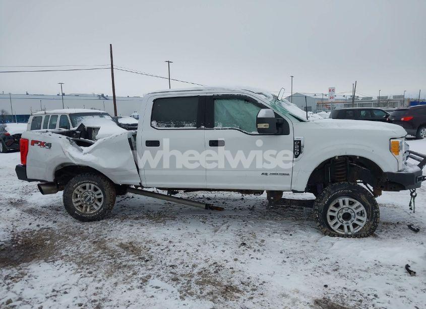 Photo 13 of 2017 Ford F-250 XLT (VIN 1FT7W2BT2HED52429)