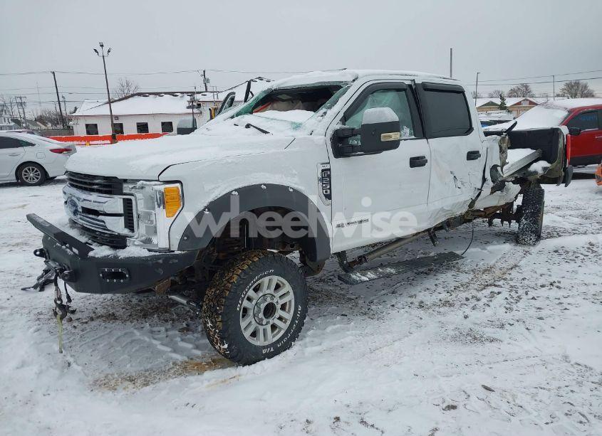 Photo 2 of 2017 Ford F-250 XLT (VIN 1FT7W2BT2HED52429)