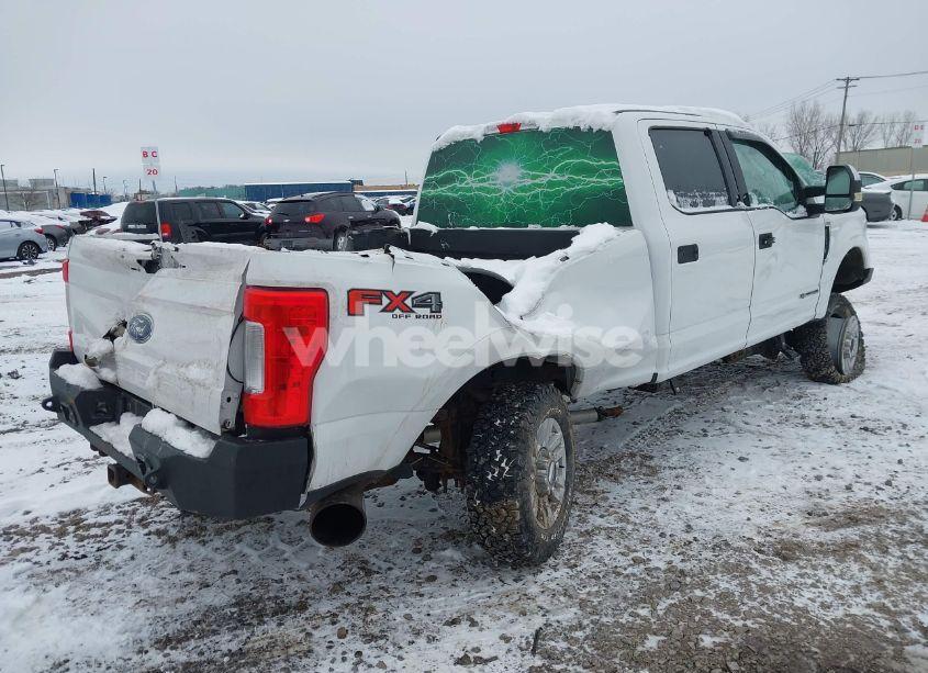 Photo 4 of 2017 Ford F-250 XLT (VIN 1FT7W2BT2HED52429)