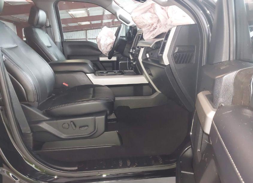Photo 5 of 2020 Ford F-250 LARIAT (VIN 1FT7W2BT2LED52567)