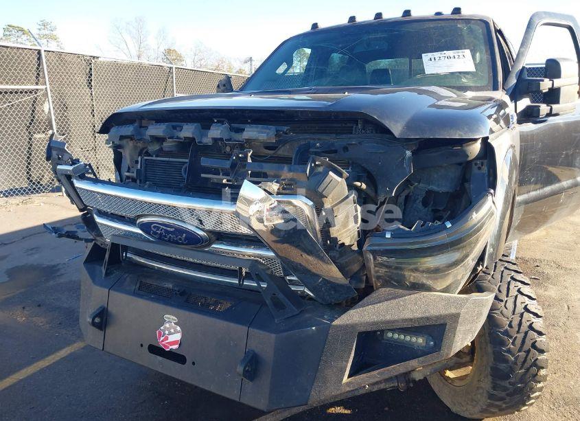 Photo 6 of 2011 Ford F-250 LARIAT (VIN 1FT7W2BT3BEA10639)