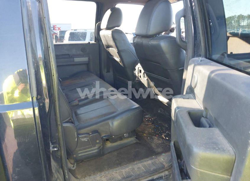 Photo 8 of 2011 Ford F-250 LARIAT (VIN 1FT7W2BT3BEA10639)