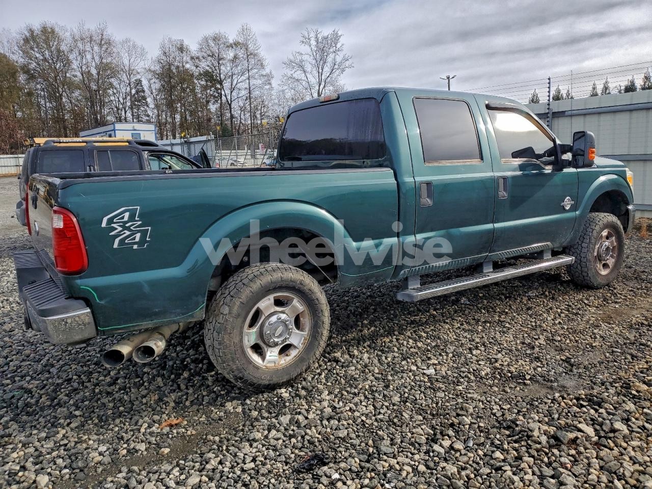 Photo 3 of 2011 FORD F250 SUPER DUTY (VIN 1FT7W2BT3BEB26715)