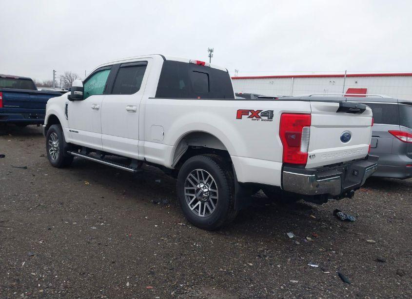 Photo 3 of 2017 Ford F-250 LARIAT (VIN 1FT7W2BT3HEB16808)