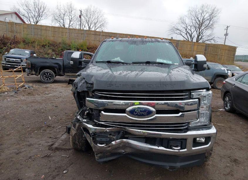 Photo 13 of 2017 Ford F-250 LARIAT (VIN 1FT7W2BT3HED32044)