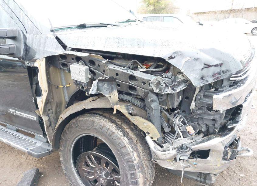 Photo 6 of 2017 Ford F-250 LARIAT (VIN 1FT7W2BT3HED32044)