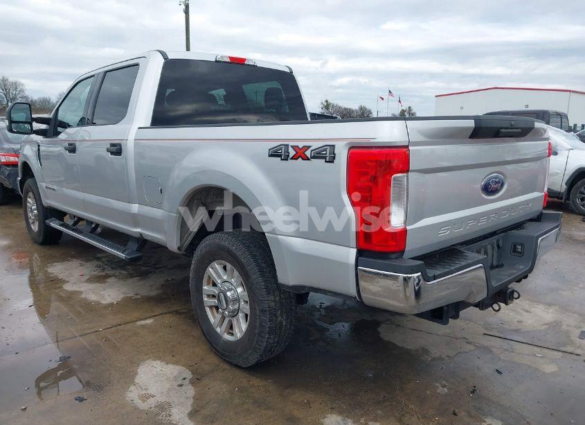 Photo 3 of 2017 Ford F-250 XLT (VIN 1FT7W2BT3HED69322)