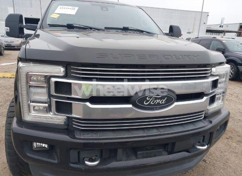 Photo 17 of 2019 Ford F-250 LIMITED (VIN 1FT7W2BT3KED45769)