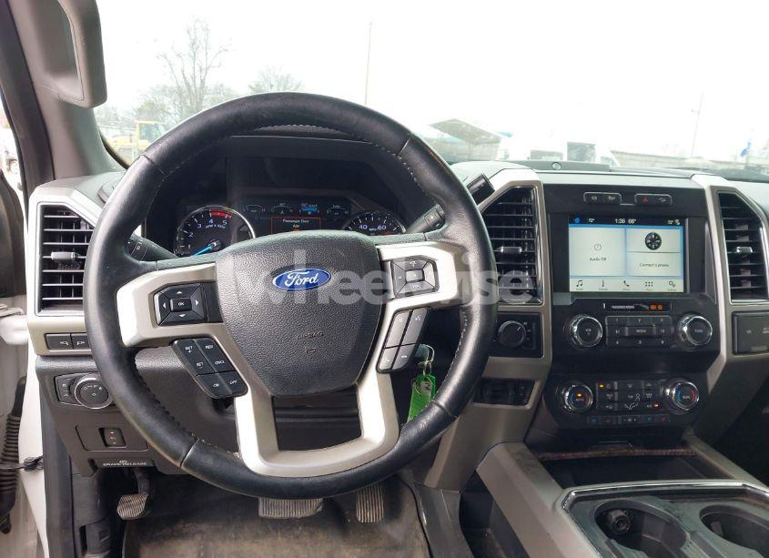 Photo 20 of 2019 Ford F-250 LARIAT (VIN 1FT7W2BT3KED60143)