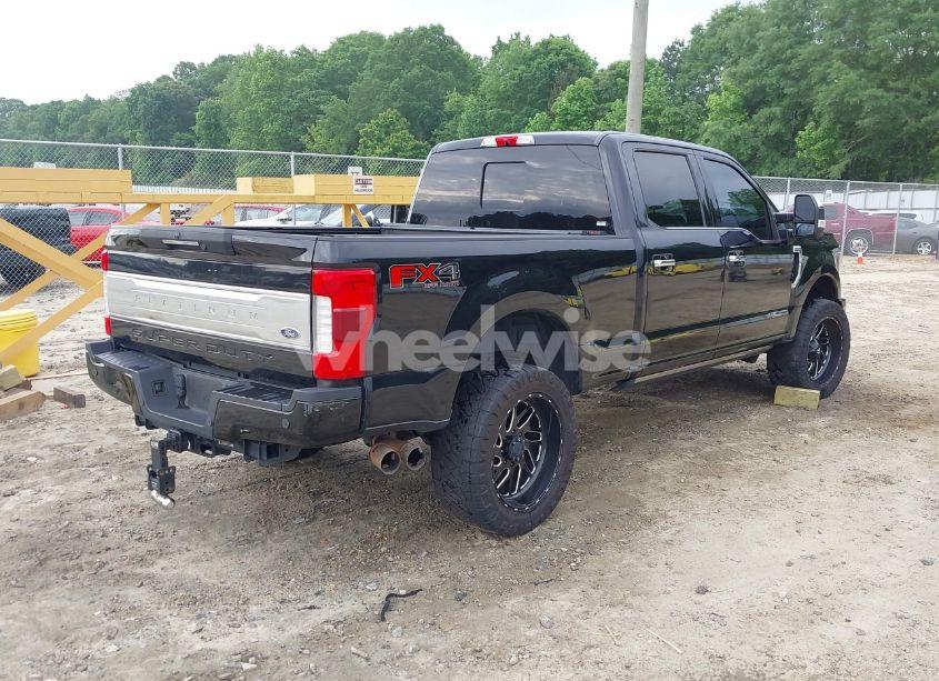 Photo 4 of 2019 Ford F-250 PLATINUM (VIN 1FT7W2BT3KED98410)