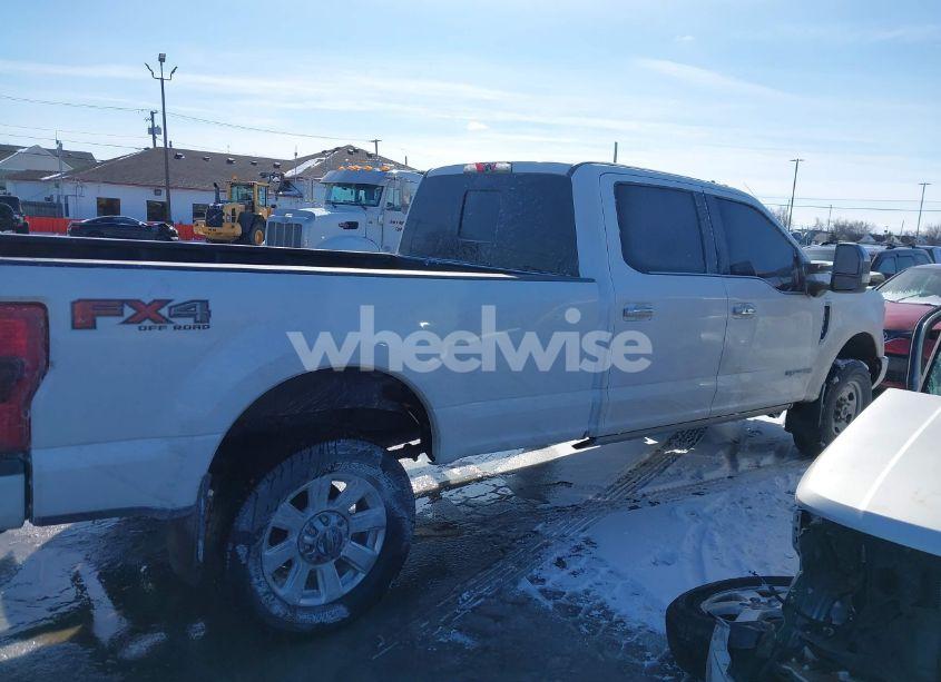 Photo 13 of 2019 Ford F-250 PLATINUM (VIN 1FT7W2BT3KEE38288)