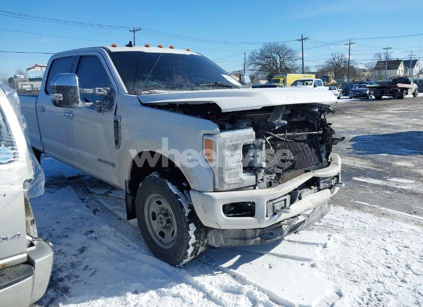 Photo 17 of 2019 Ford F-250 PLATINUM (VIN 1FT7W2BT3KEE38288)