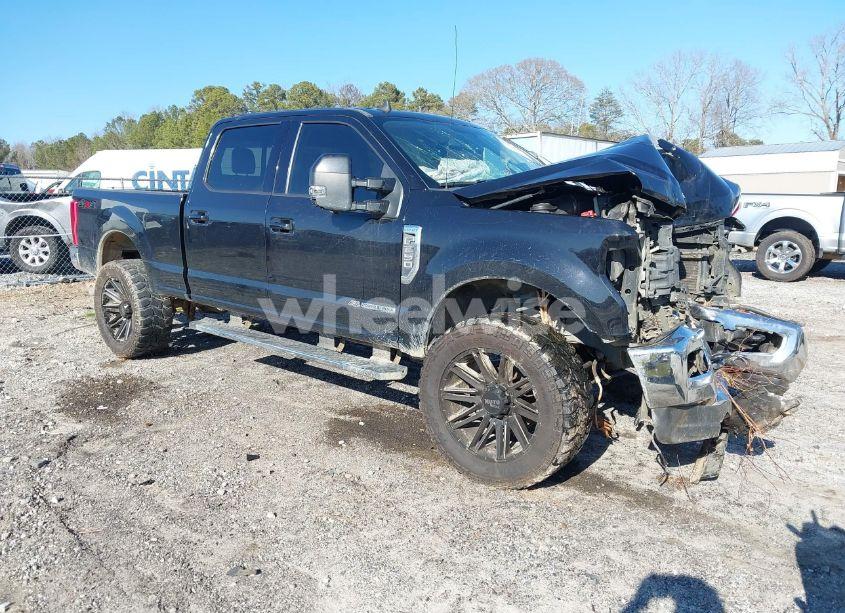 2019 Ford F-250 LARIAT (VIN 1FT7W2BT3KEE65605) main photo