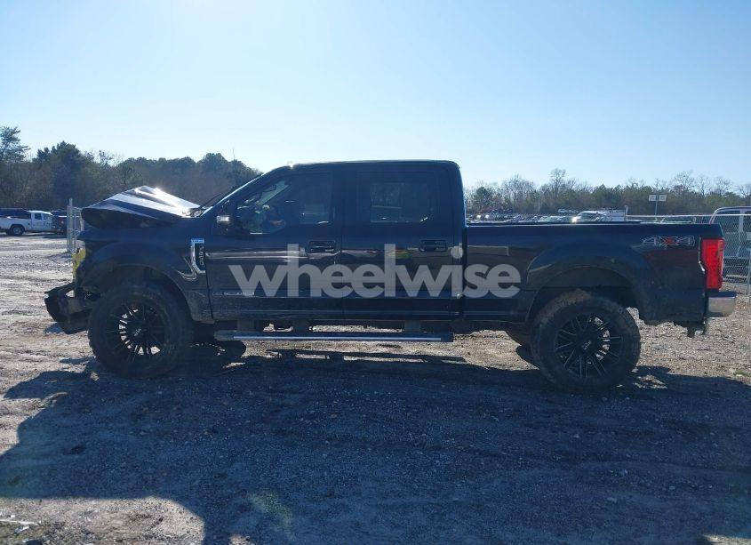 Photo 15 of 2019 Ford F-250 LARIAT (VIN 1FT7W2BT3KEE65605)