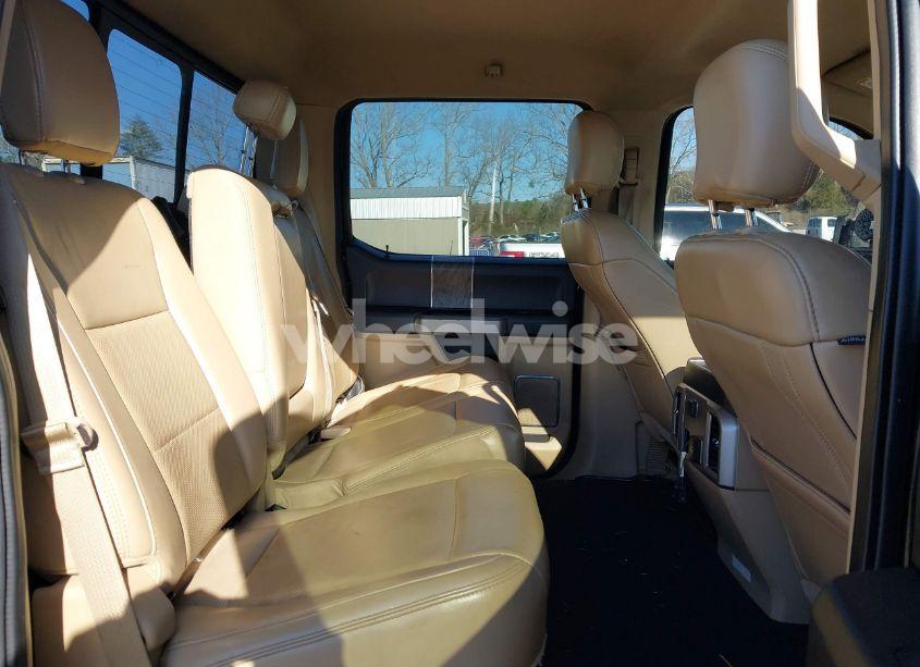 Photo 8 of 2019 Ford F-250 LARIAT (VIN 1FT7W2BT3KEE65605)