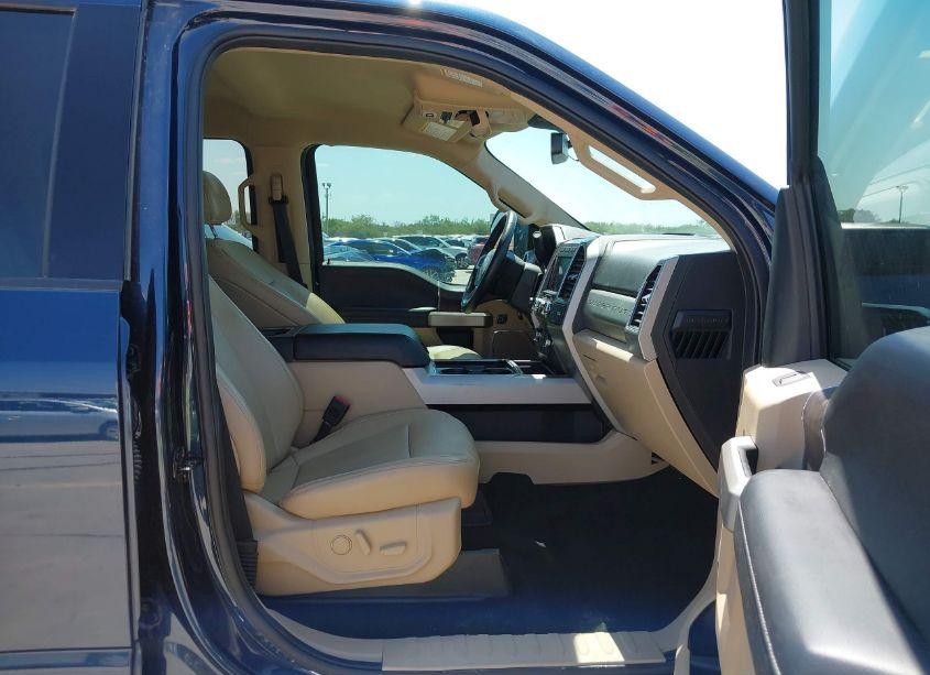 Photo 5 of 2020 Ford F-250 LARIAT (VIN 1FT7W2BT3LED76747)