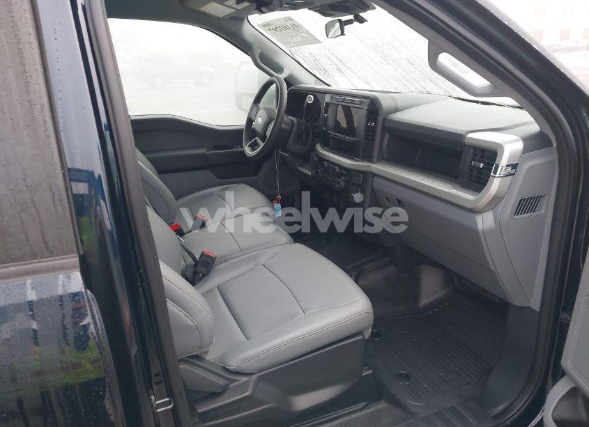 Photo 5 of 2023 Ford F-250 XL (VIN 1FT7W2BT3PEC31018)