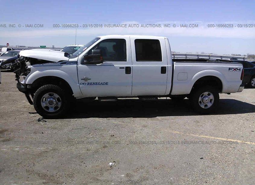 Photo 3 of 2011 Ford F-250 XLT (VIN 1FT7W2BT4BEC34907)