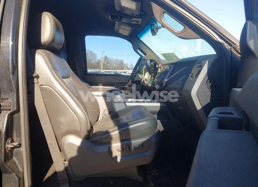 Photo 5 of 2011 Ford F-250 LARIAT (VIN 1FT7W2BT4BEC62173)