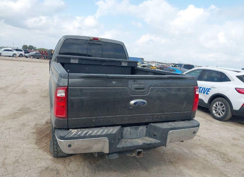 Photo 16 of 2016 Ford F-250 LARIAT (VIN 1FT7W2BT4GEB13284)