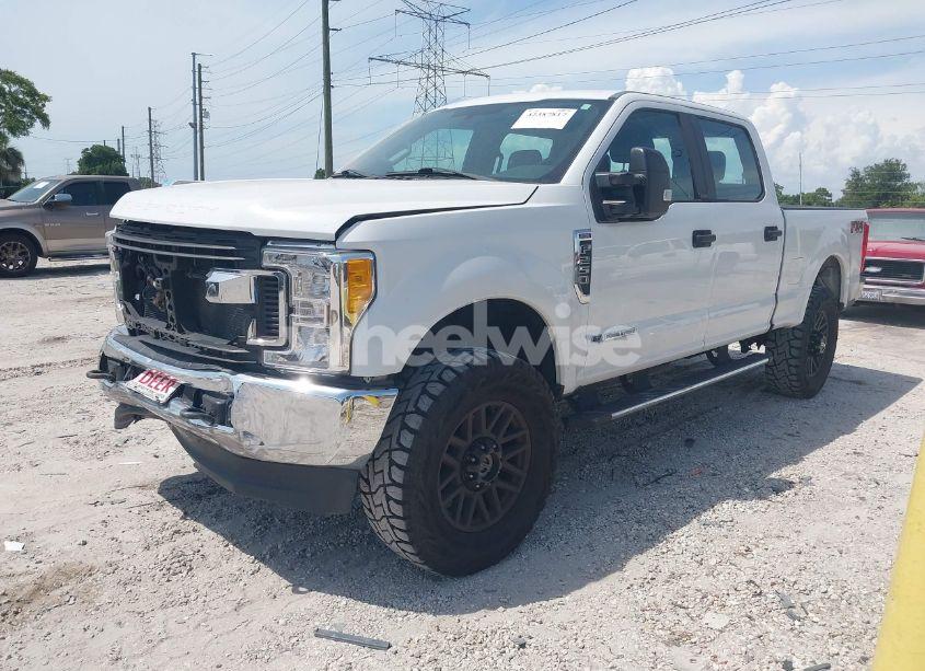 Photo 2 of 2017 Ford F-250 XL (VIN 1FT7W2BT4HEB26859)