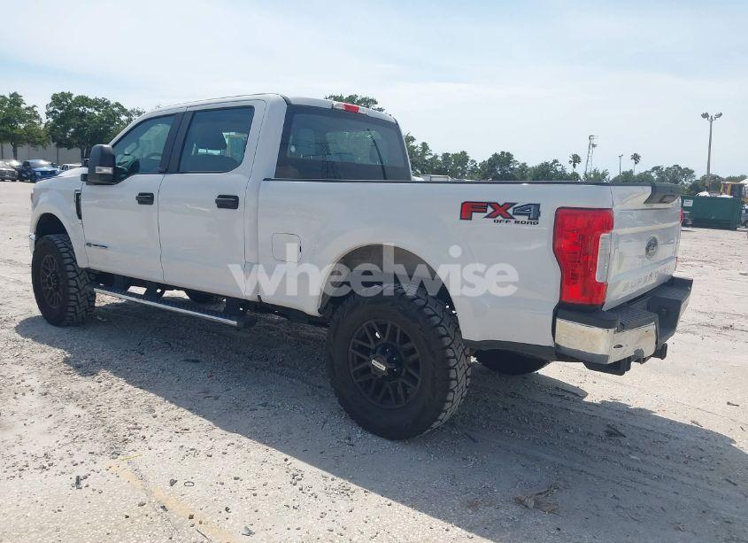 Photo 3 of 2017 Ford F-250 XL (VIN 1FT7W2BT4HEB26859)